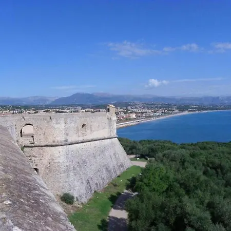 Pws Antibes, Provence-alpes-côte-d'azur, Antibes